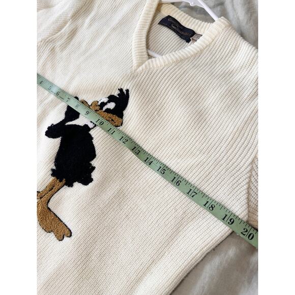 Vintage 1960s Daffy Duck American Characters Warner Brothers Tufted 3D Sweater - Picture 13 of 14